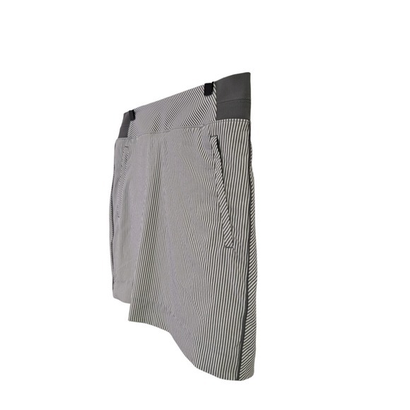 Athleta Brooklyn Textured Skort Athleisure Active Wear UPF City Stripe Size‎ 6 - Picture 5 of 9
